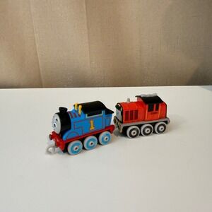 Thomas & Friends All Engines Go Thomas and Salty Diecast Push Along HBX91 HNN12